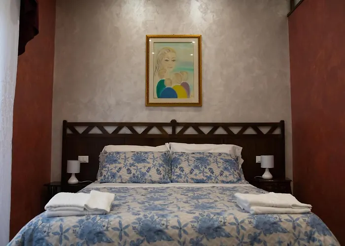 Dolce Noemi לינה וארוחת בוקר 3*